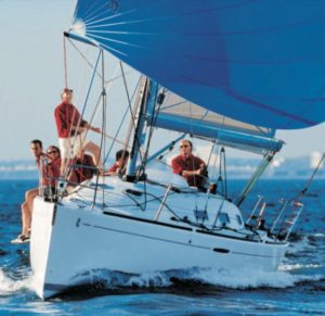 Découvrir l’Algarve à bord d’un voilier